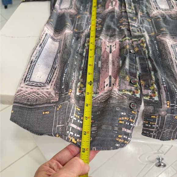 Maceoo men's Small/medium Button Down Shirt Italian Fabric Cars/city Scape - Picture 10 of 10